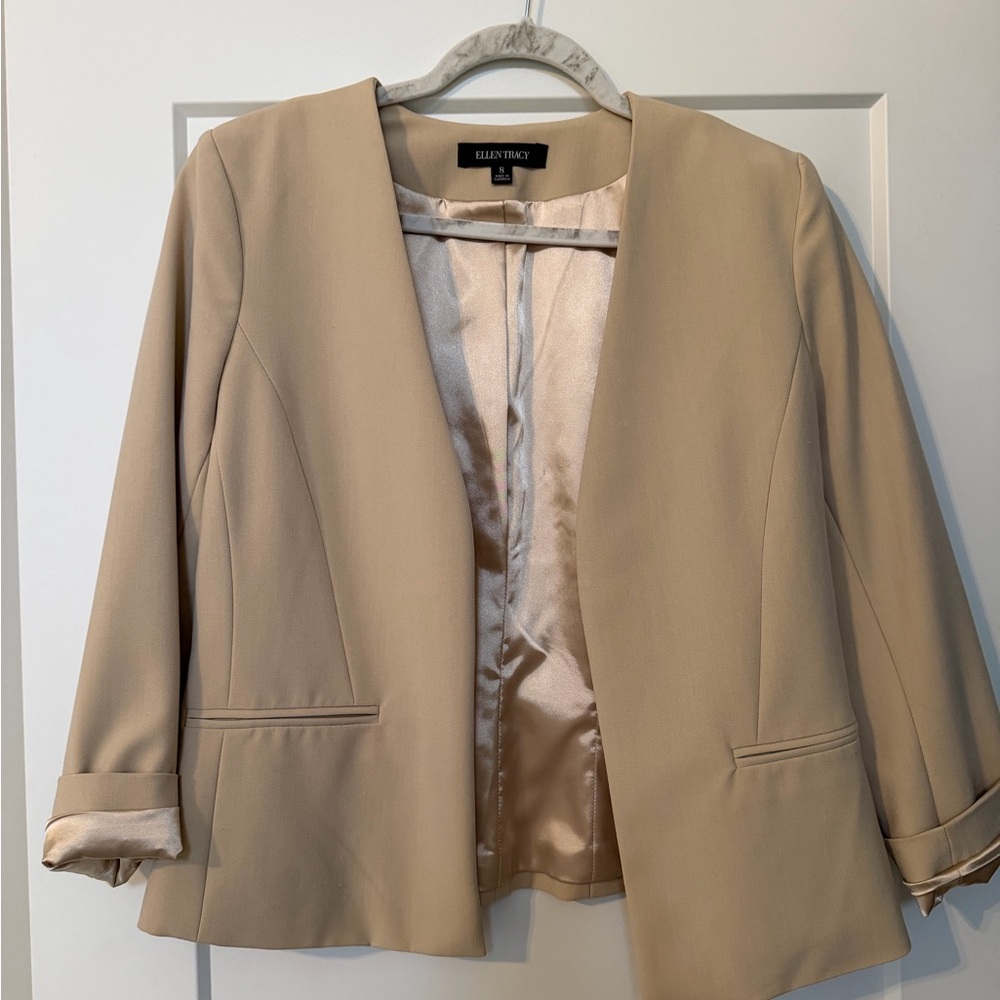 Ellen Tracy Light Beige Open-Front Blazer